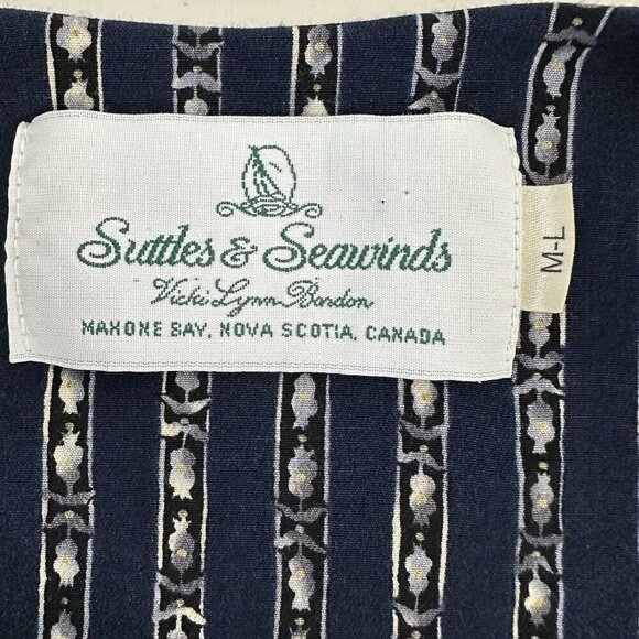 Suttles and Seawinds Tunic Top Size M L Floral Blue Art to wear Slit Side - Picture 9 of 13